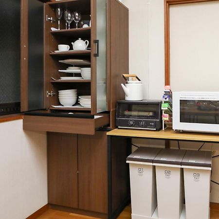 福井1日1組様限定の貸し切り民泊です間取り2Ldk無料駐車場1台分のみ有り全館完全禁煙です屋外喫煙所無し冬季12月1日から2月28日は駐車場使用不可能です公寓 外观 照片